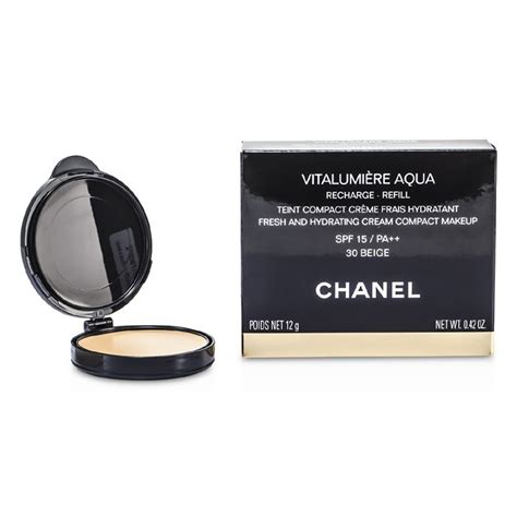 CHANEL vitalumiere Aqua Fresh and Hydrating Cream Compact 